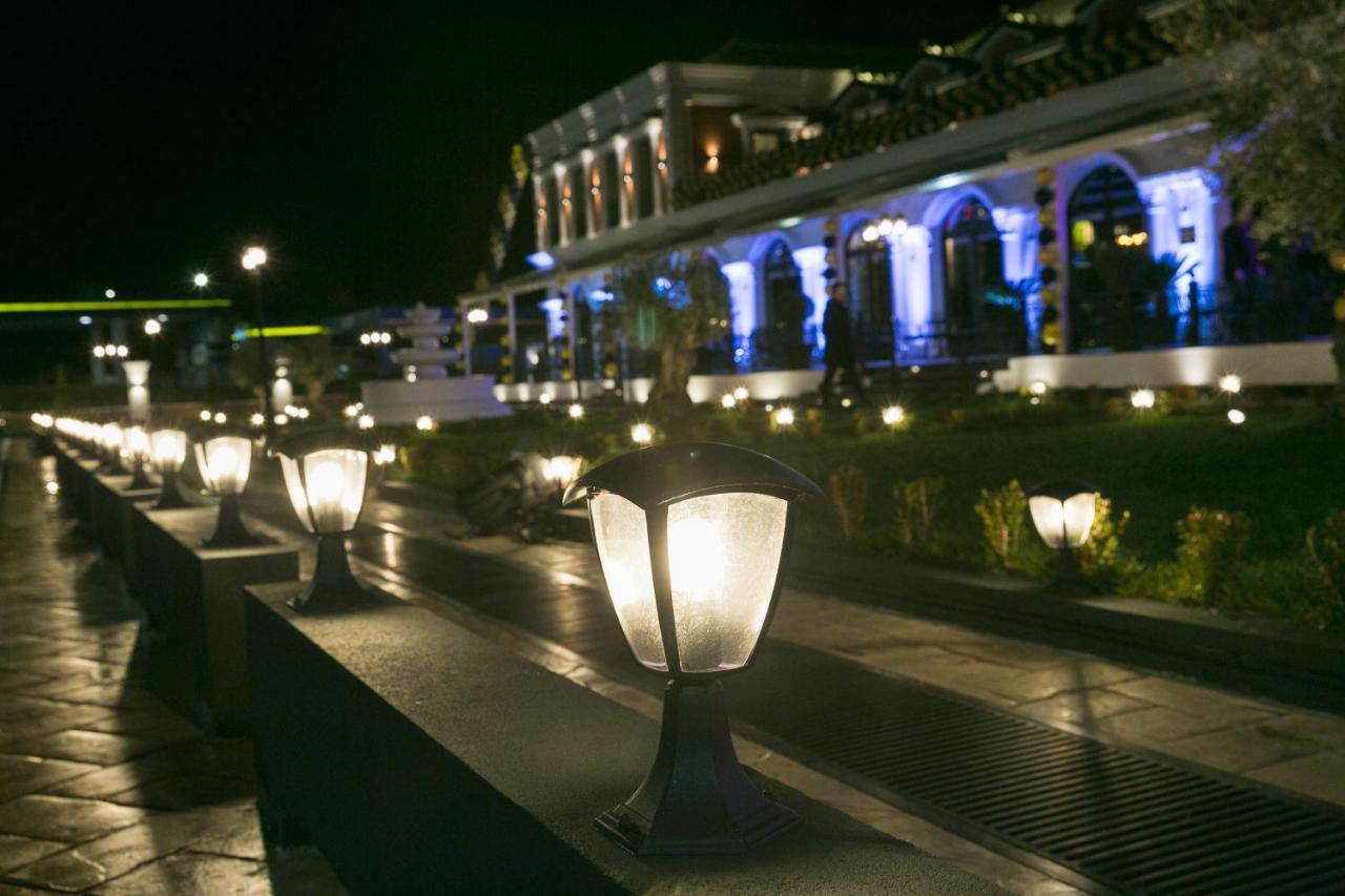 Arberia Palace Hotel Fushe Milot 外观 照片