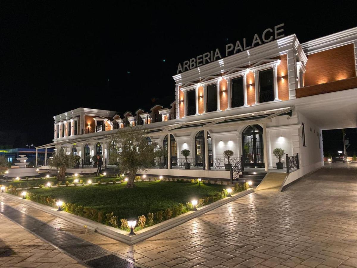 Arberia Palace Hotel Fushe Milot 外观 照片