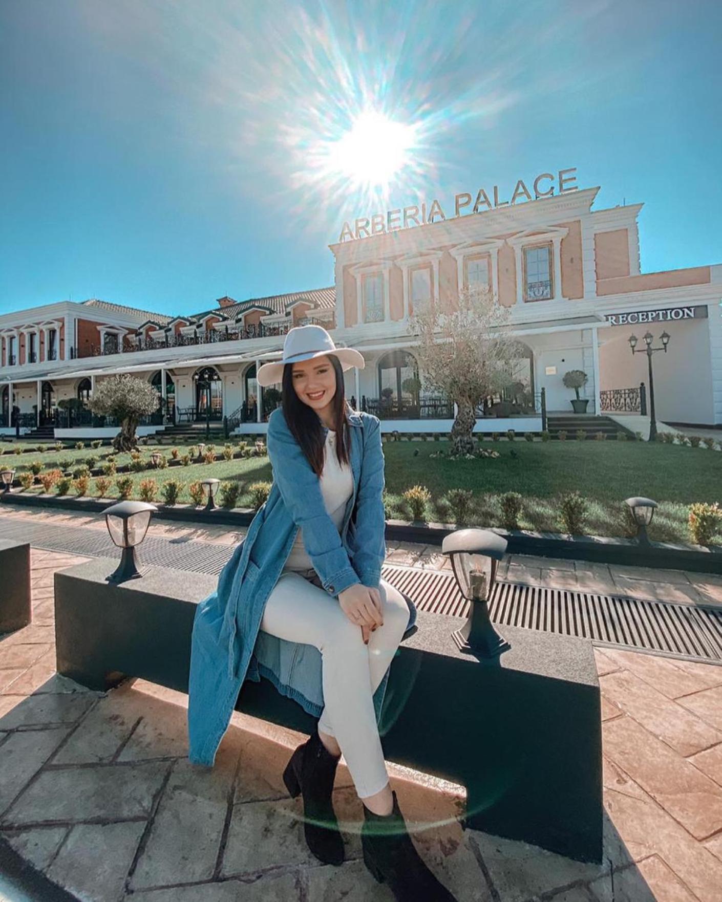 Arberia Palace Hotel Fushe Milot 外观 照片