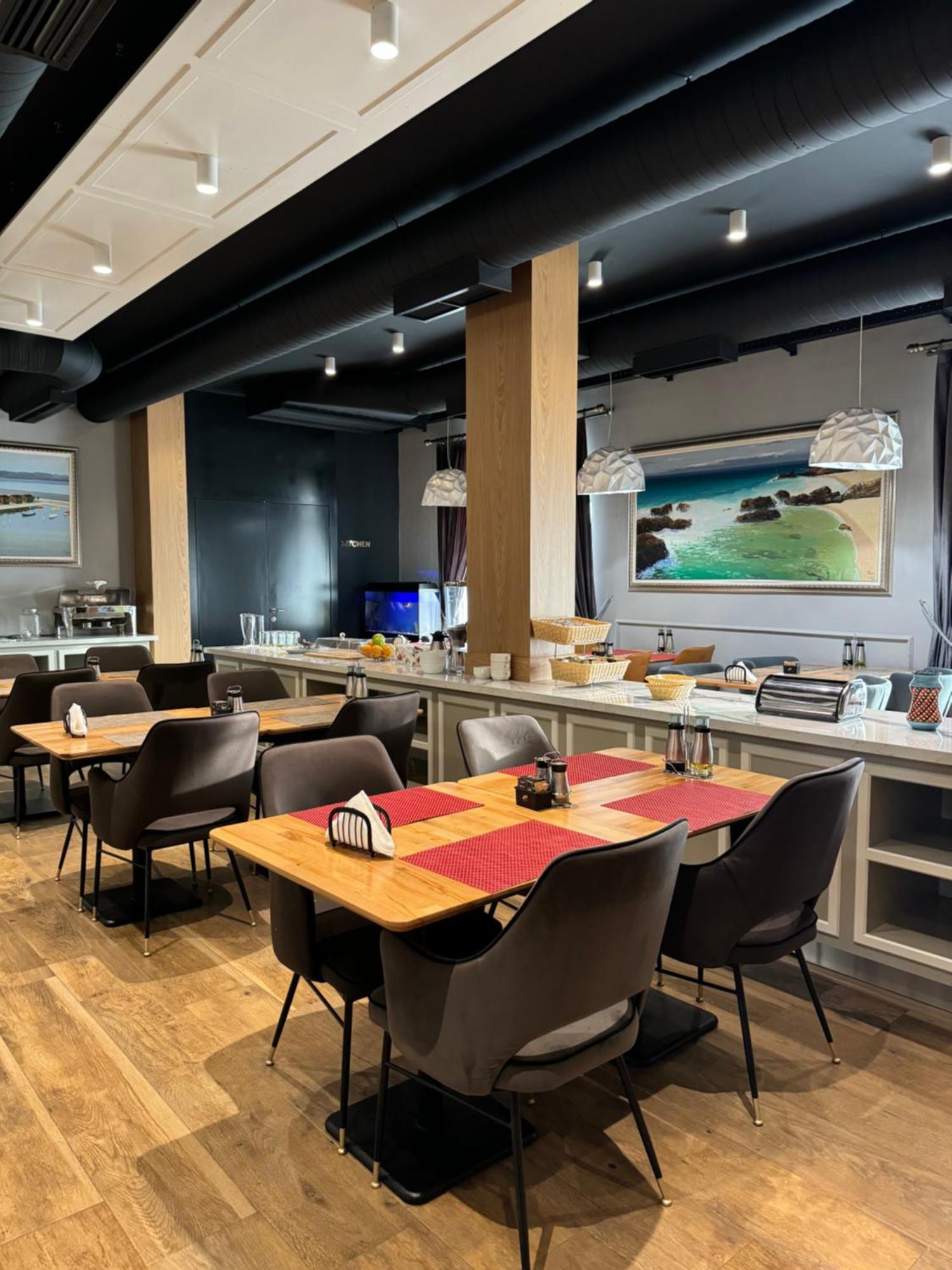 Arberia Palace Hotel Fushe Milot 外观 照片